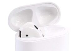 Apple AirPods 2 Review with Charging Case – Are They Worth It?